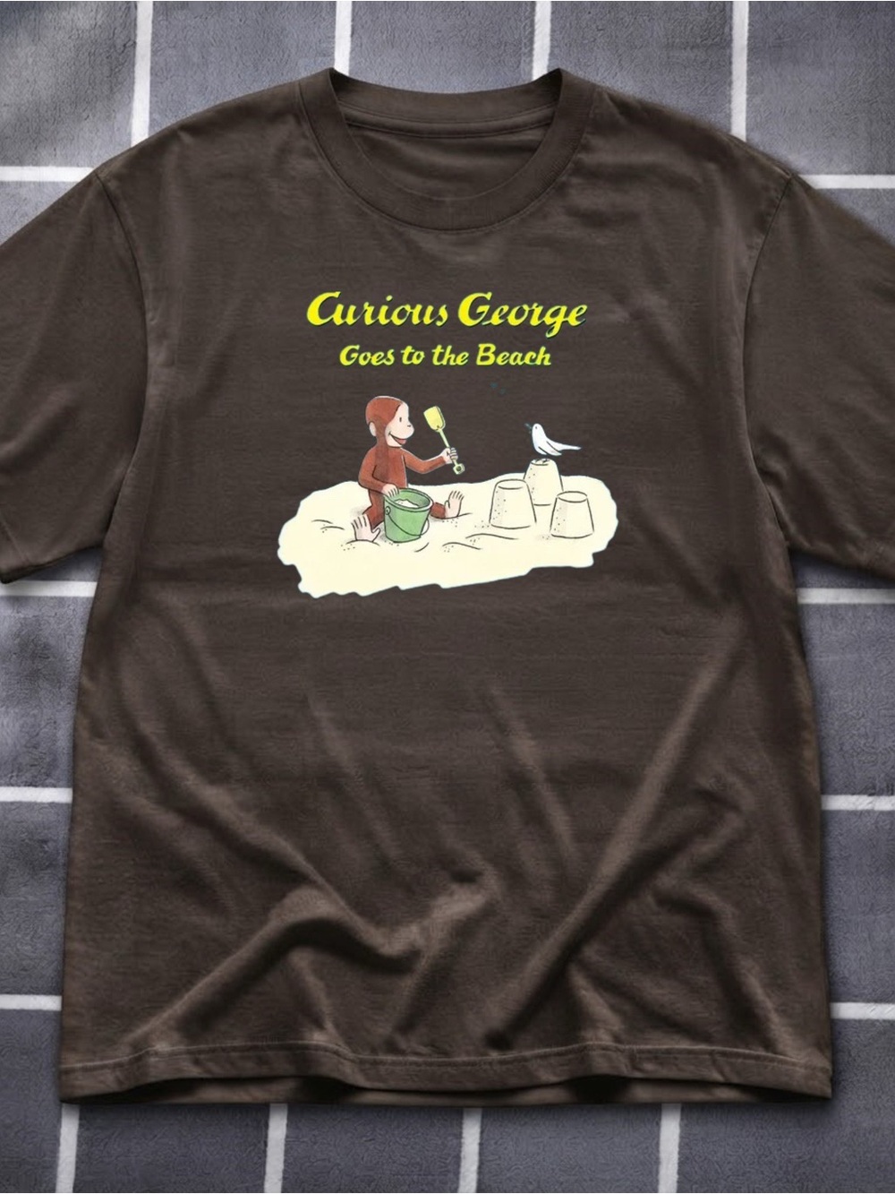 Gildan Curious George 'Goes to the Beach' Graphic Tee